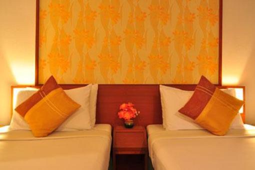 фото отеля Rattana Hill Apartment Phuket