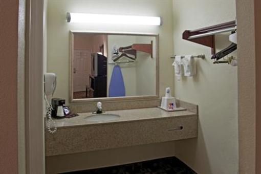 фото отеля Americas Best Value Inn Byhalia