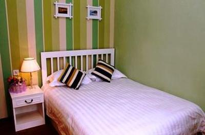 фото отеля Red Bricks Family Inn