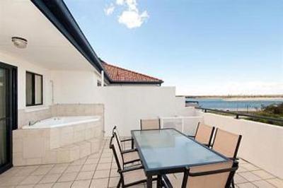 фото отеля Sandcastles On the Broadwater Apartments Gold Coast