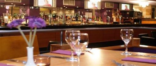 фото отеля Boulevard Hotel Clydebank