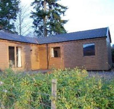 фото отеля Kinnaird House and Woodland Lodges