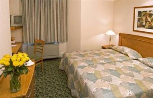 фото отеля Town Lodge Sandton-Grayston Drive