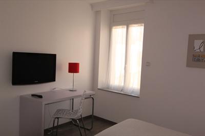 фото отеля P'tit Dej-Hotel Martigues Le 5