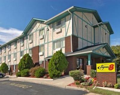 фото отеля Super 8 Portsmouth / Old Towne