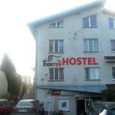 фото отеля 100Ten Hostel