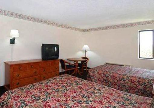 фото отеля Econo Lodge Charleston (Missouri)