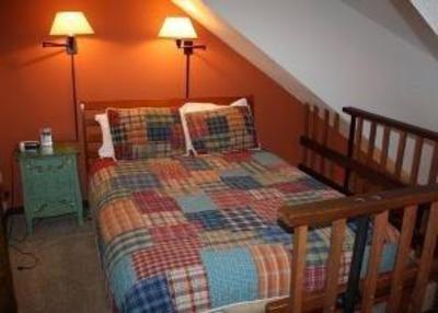 фото отеля Manitou Lodge Bed and Breakfast