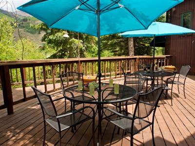 фото отеля Manitou Lodge Bed and Breakfast