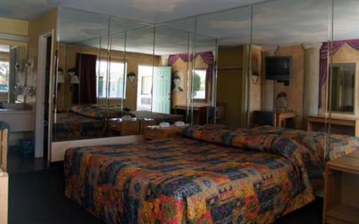 фото отеля River Inn Motel San Antonio
