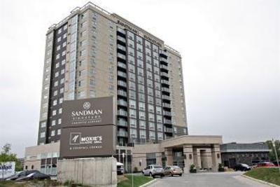фото отеля Sandman Signature Hotel Toronto Airport