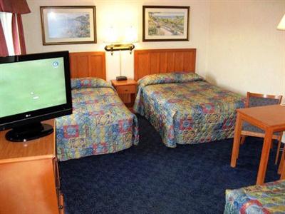 фото отеля Newport Channel Inn