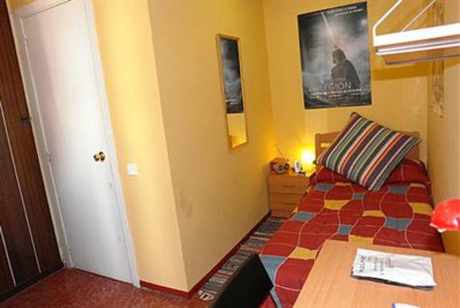 фото отеля Hostal San Marius Muntaner Barcelona
