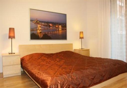 фото отеля Adler Apartments Budapest