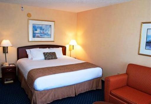 фото отеля Courtyard by Marriott Cincinnati Airport