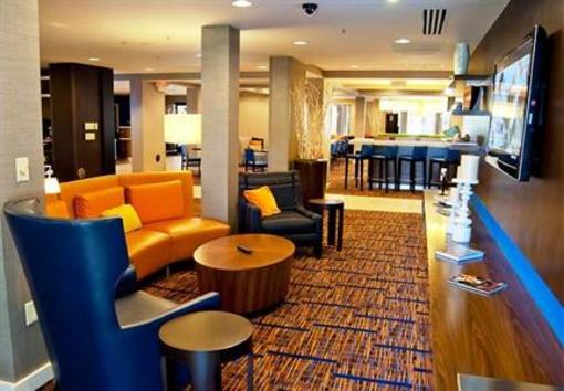 фото отеля Courtyard by Marriott Cincinnati Airport