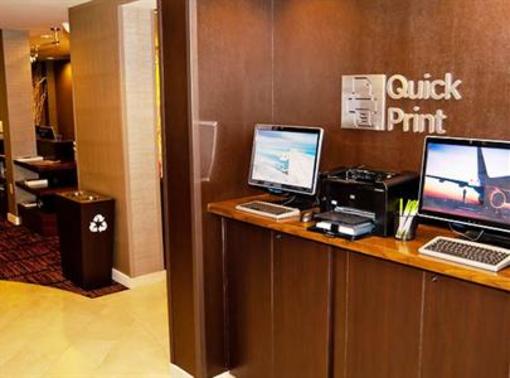 фото отеля Courtyard by Marriott Cincinnati Airport