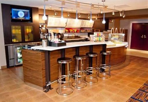 фото отеля Courtyard by Marriott Cincinnati Airport