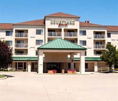 фото отеля Courtyard by Marriott Cincinnati Airport