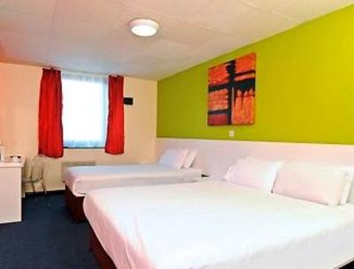 фото отеля Ibis Styles London Leyton