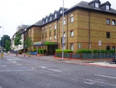 фото отеля Ibis Styles London Leyton