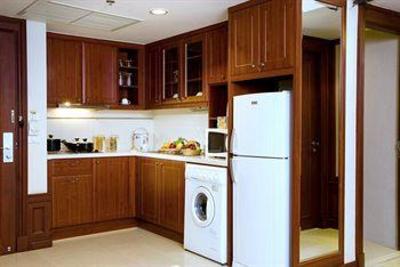 фото отеля Centre Point Sukhumvit Thong Lo Serviced Apartments Bangkok