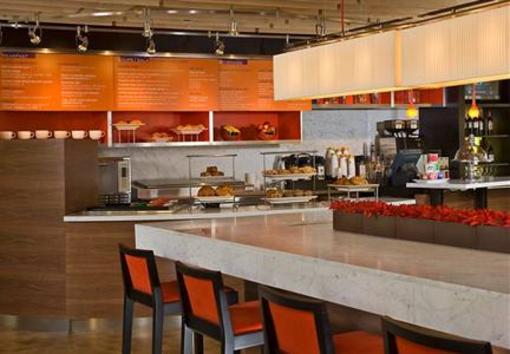 фото отеля Courtyard by Marriott Middletown