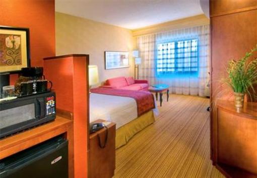 фото отеля Courtyard by Marriott Middletown