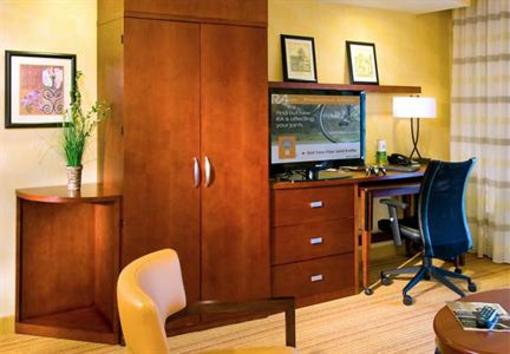 фото отеля Courtyard by Marriott Middletown