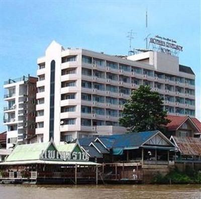 фото отеля Ayothaya Riverside Hotel