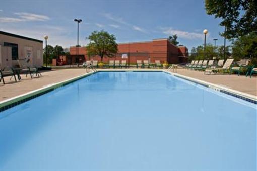 фото отеля Baymont Inn and Suites Fishers Indianapolis Area