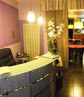 фото отеля Rugaca Hostal Huesca