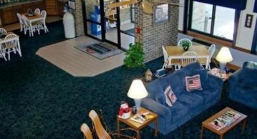фото отеля AmericInn Motel & Suites West Salem