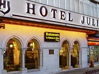 Julia Hotel