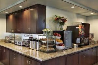 фото отеля BEST WESTERN PLUS Shore Cliff Lodge