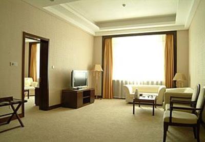 фото отеля Hulunbeier Tianjiao Hotel