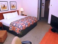 La Quinta Inn Milwaukee West Brookfield
