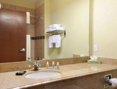 фото отеля Baymont Inn & Suites Tyler