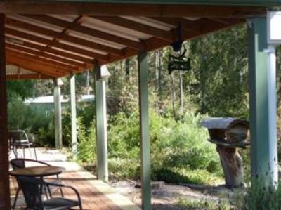 фото отеля A Splendid Wren Pemberton Bed & Breakfast Retreat