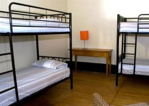 фото отеля Glebe Village Backpackers