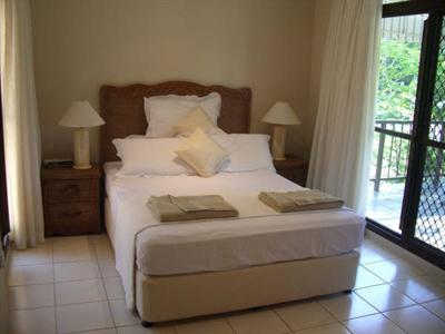 фото отеля Tranquility Palm Cove Apartments Cairns