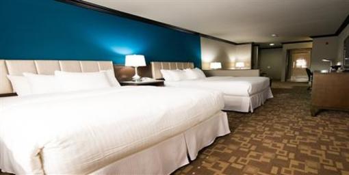 фото отеля Blvd Hotel & Suites