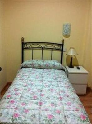 фото отеля Hostal Nersan II Madrid