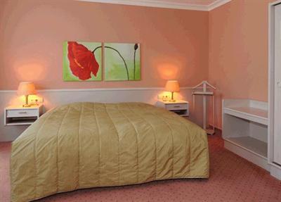 фото отеля Parkhotel Am Glienberg Zinnowitz