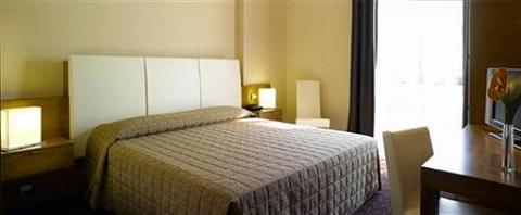 фото отеля Golden Tulip Galilei Pisa
