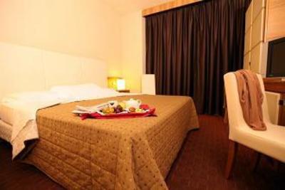 фото отеля Golden Tulip Galilei Pisa