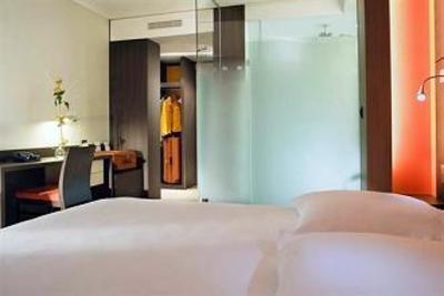 фото отеля Hotel Oceania Rennes