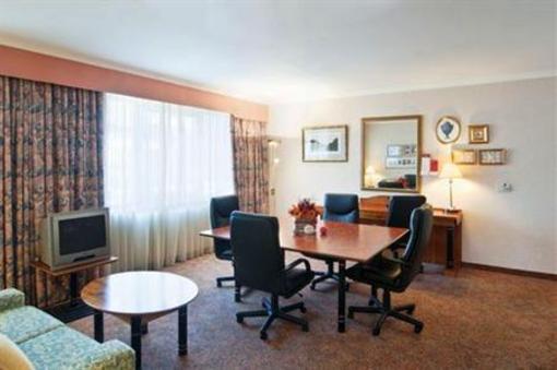 фото отеля Holiday Inn Vienna South