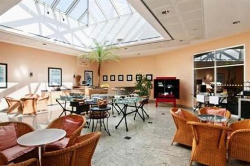 фото отеля Holiday Inn Vienna South