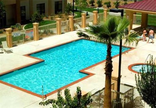 фото отеля Courtyard by Marriott Santa Clarita